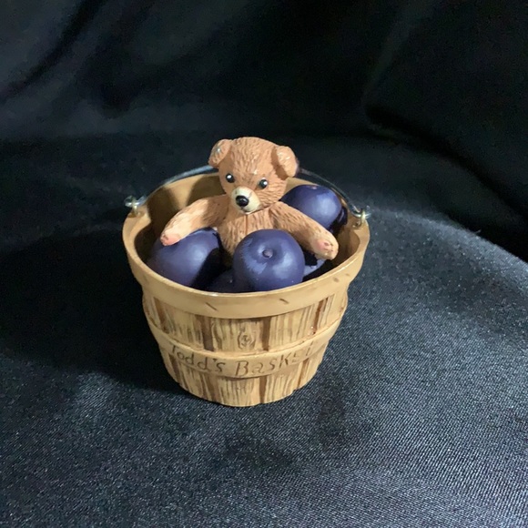 “Todd’s Basket” Toy Mini by Jan Hagara #1382 - Picture 3 of 7